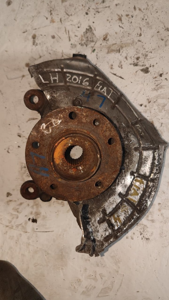 MUÑON LH FIAT  2016