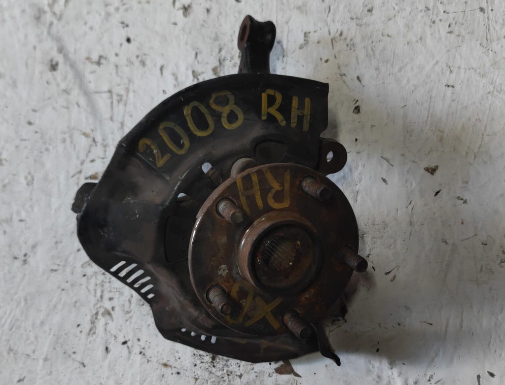 MUÑON RH TOYOTA AURIS 2008 
