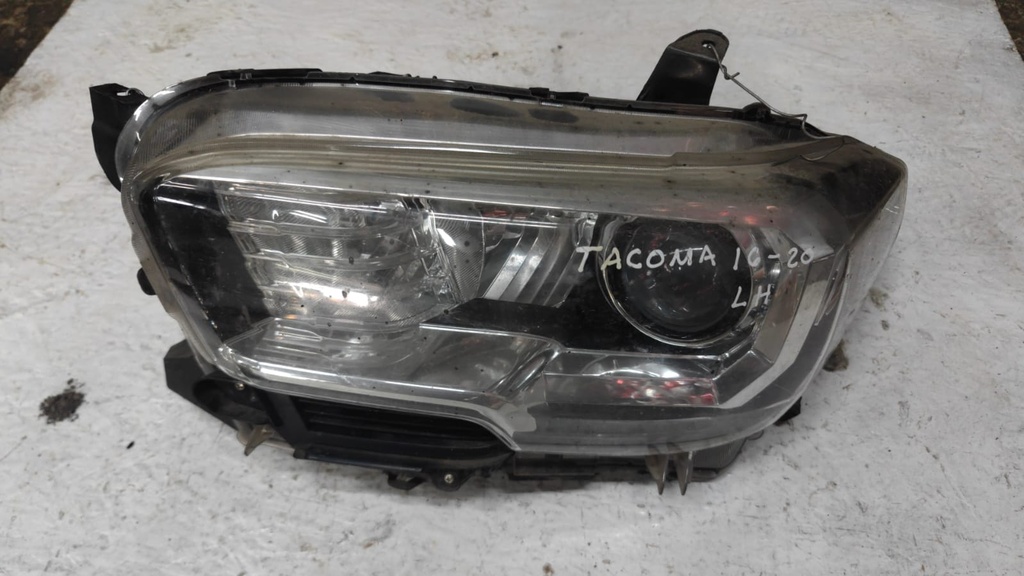 FARO LH TOYOTA TACOMA 16-20