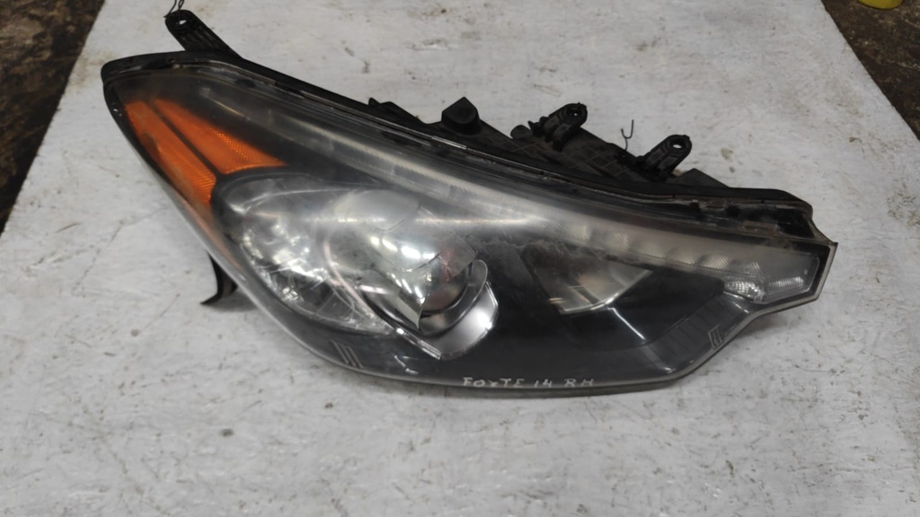 FARO RH KIA FORTE 2014 