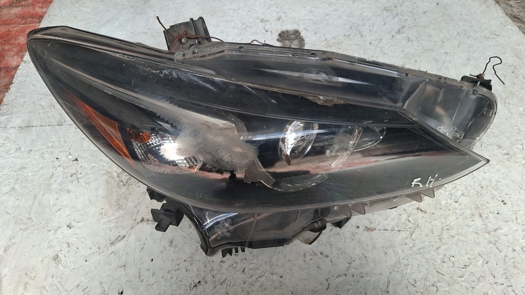 FARO RH  MAZDA 6 2015