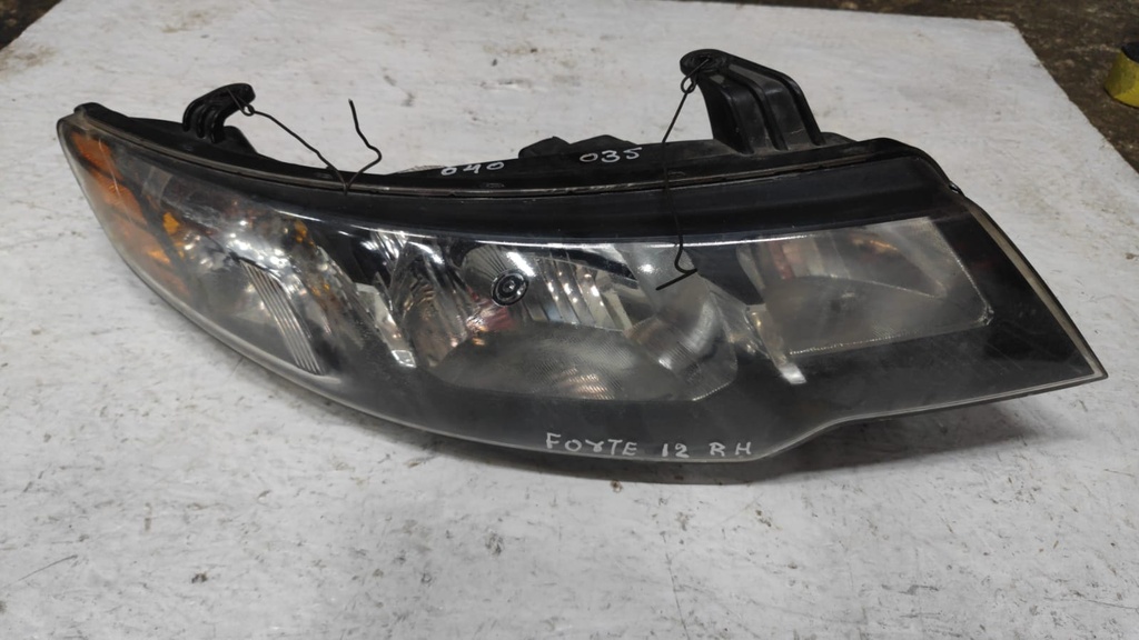 FARO RH  KIA FORTE 2012