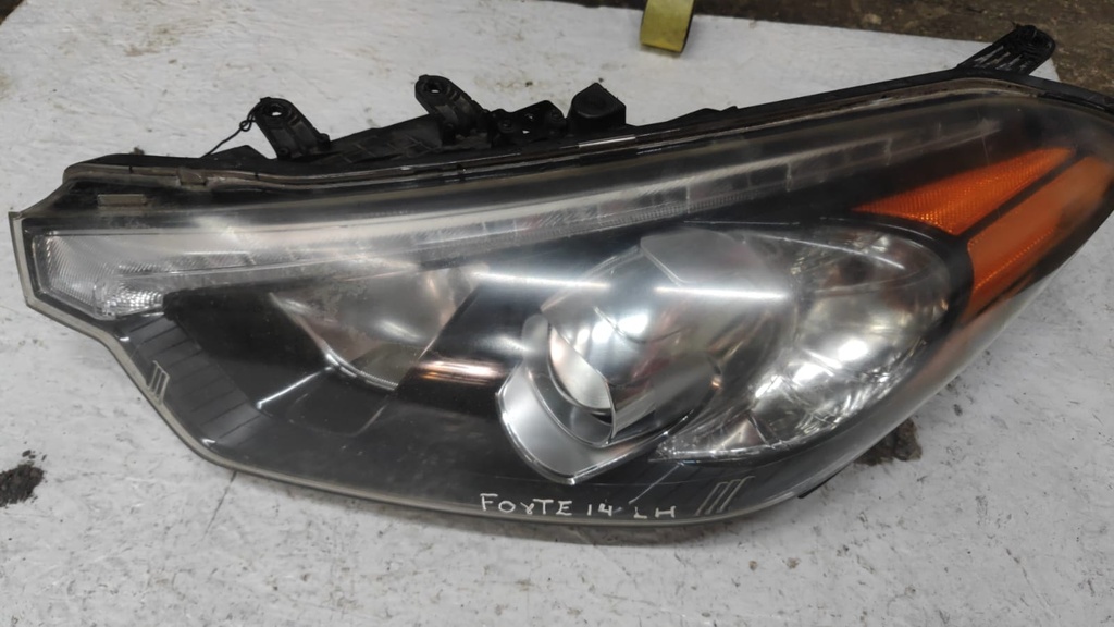 FARO LH KIA FORTE 2014