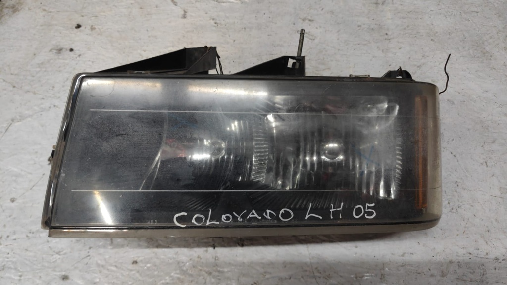 FARO LH CHEVROLET COLORADO 2005