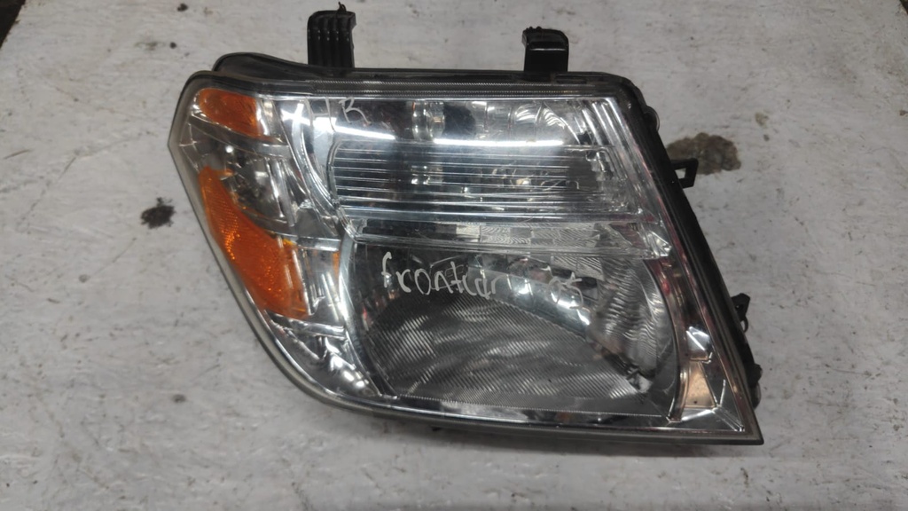 FARO RH NISSAN FRONTIER 2005