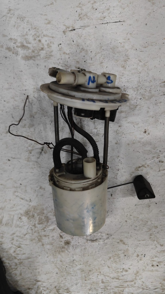 BOMBA DE GASOLINA NISSAN VERSA 2015