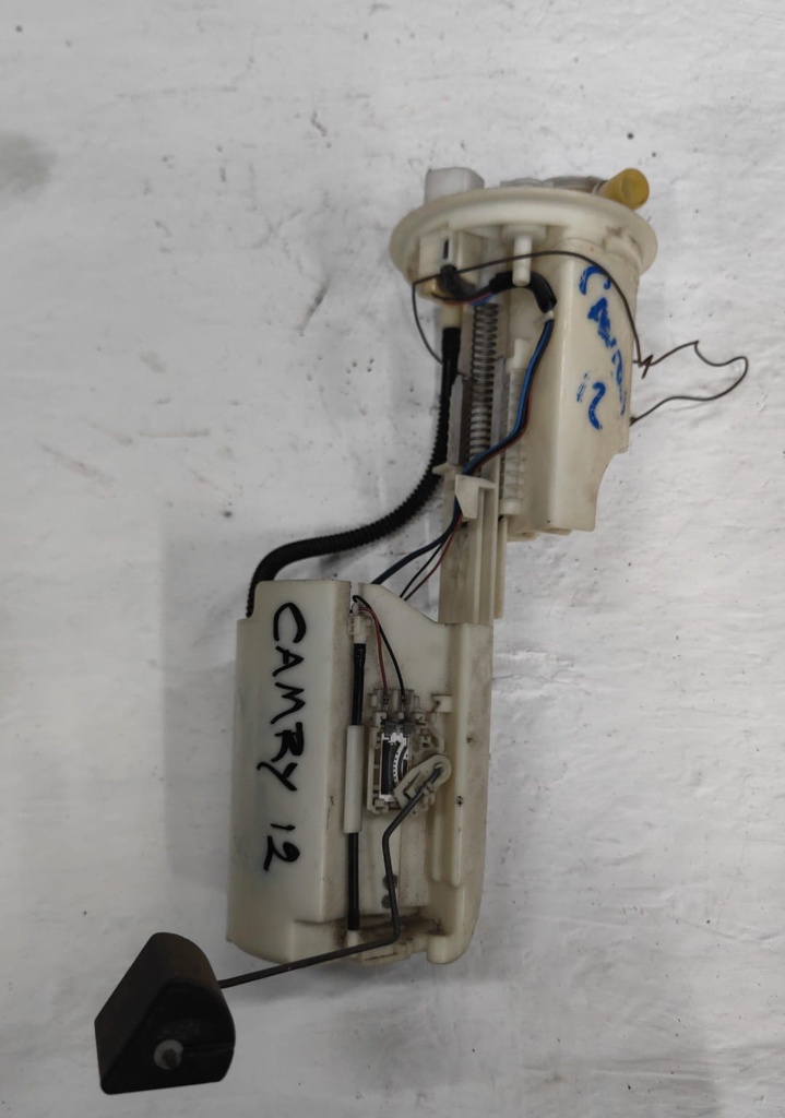 BOMBA DE GASOLINA TOYOTA CAMRY 2012