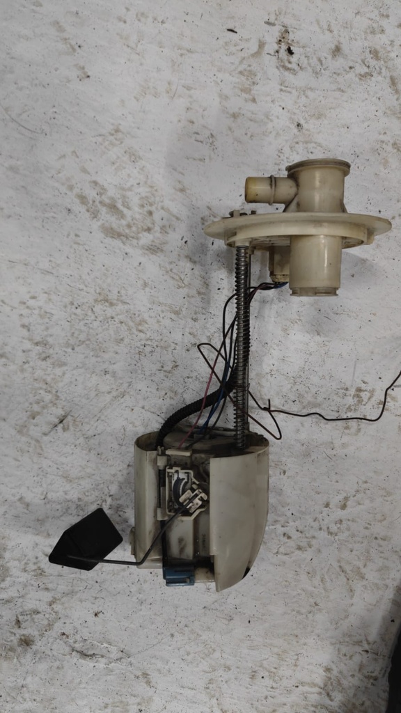 BOMBA DE GASOLINA TOYOTA PRIUS 2012/2015
