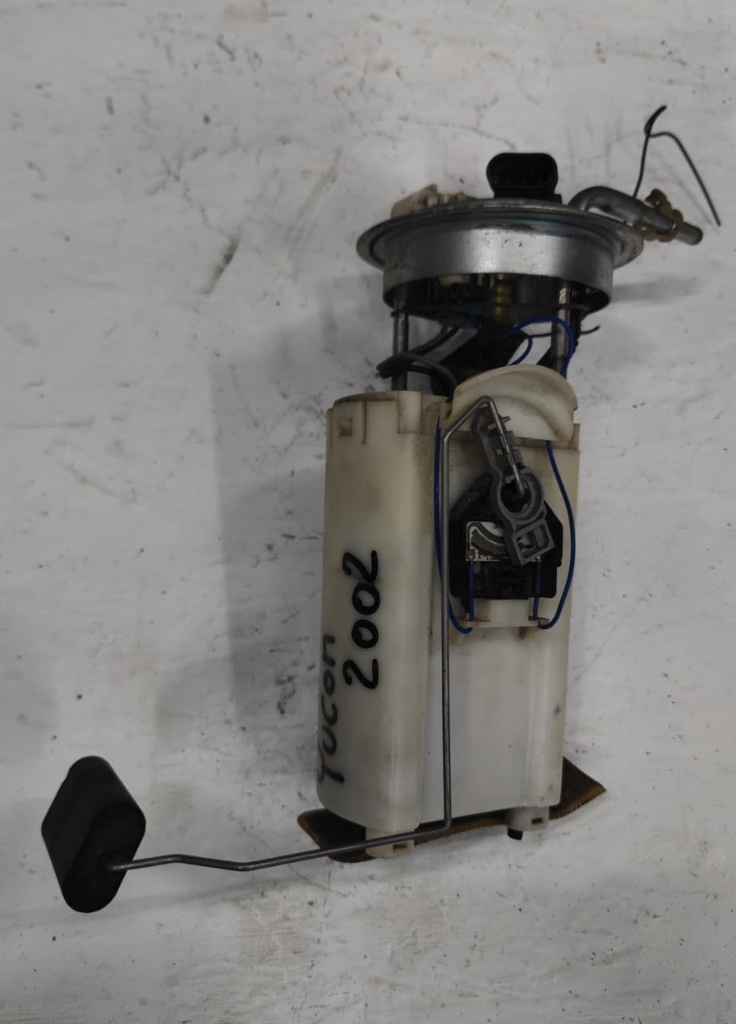 BOMBA DE GASOLINA GMC YUCON 2002