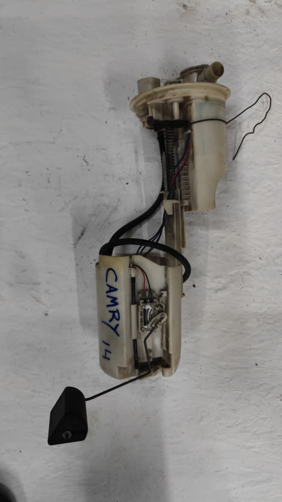 BOMBA DE GASOLINA TOYOTA CAMRY 2014