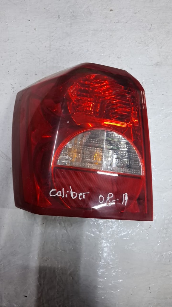 STOP LH DE FALDON DODGE CALIBER 2008