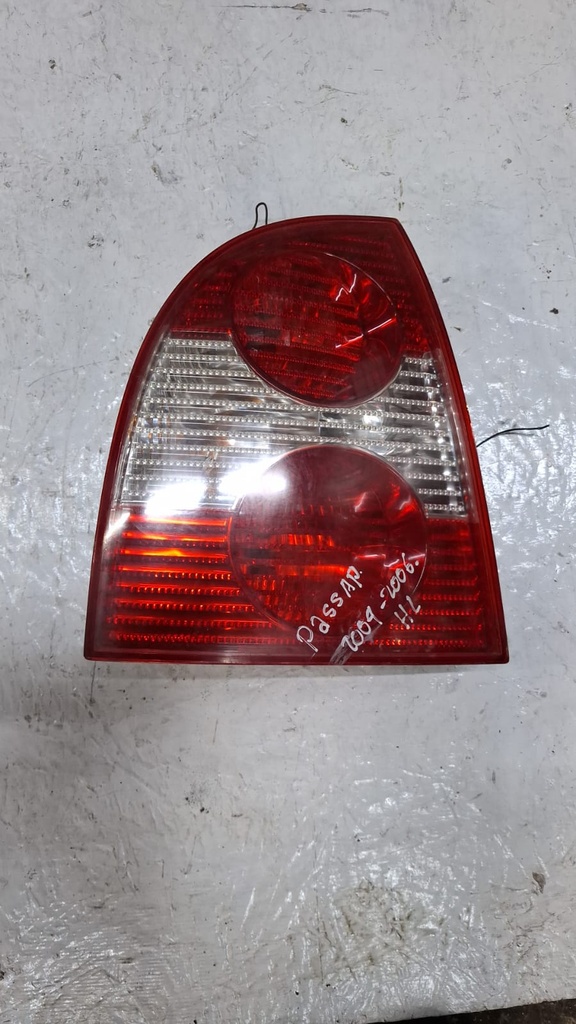 STOP LH DE FALDON VOLKSWAGEN PASSAT 2004