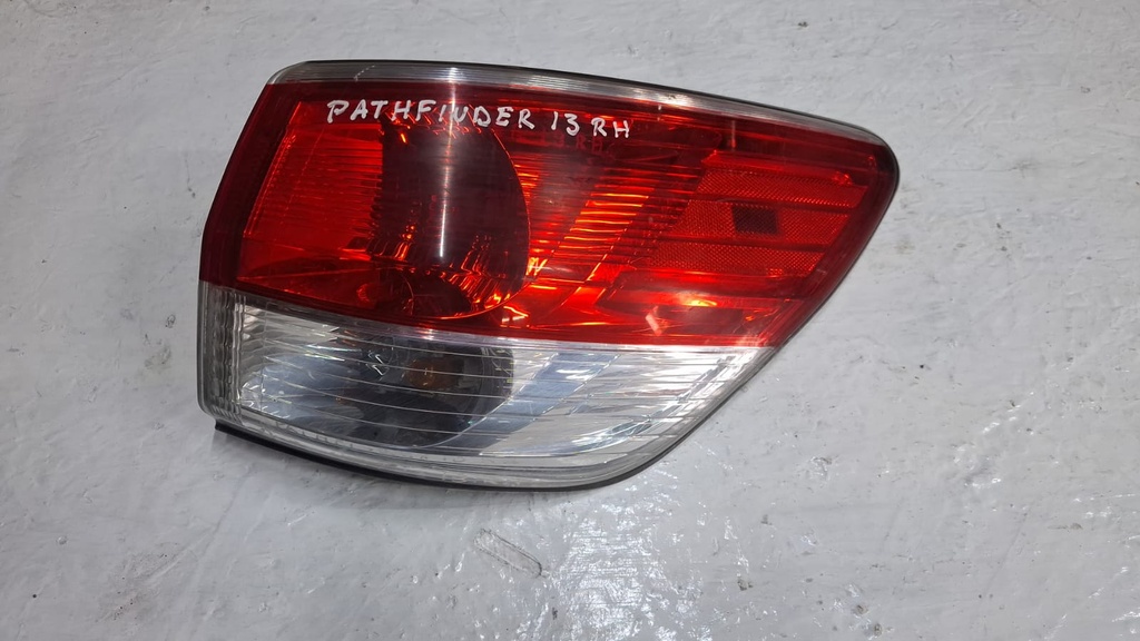 STOP RH NISSAN PATHFINDER 13-14