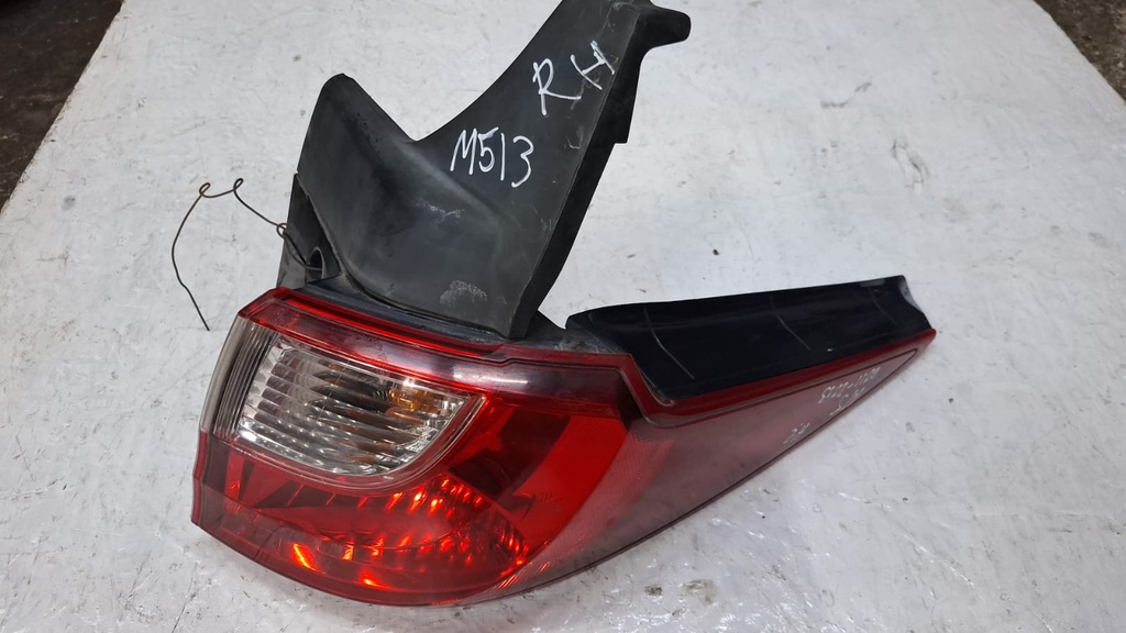 STOP RH  MAZDA 5 2013
