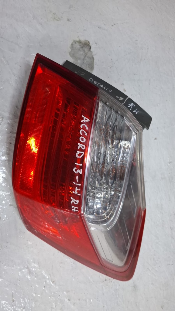 STOP RH DE FALDON HONDA ACCORD 2013