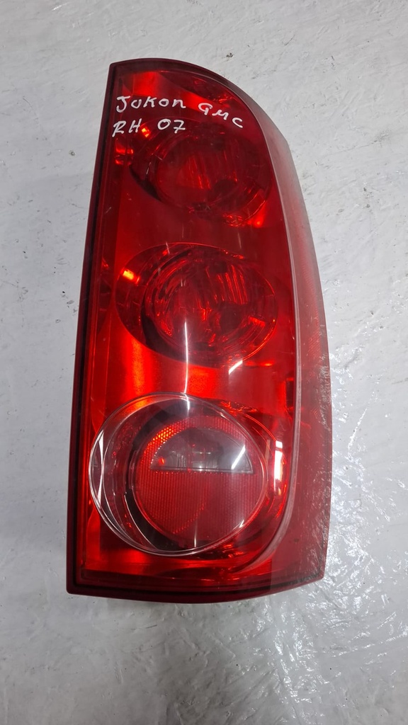 STOP RH GMC YUKON 2007/2013