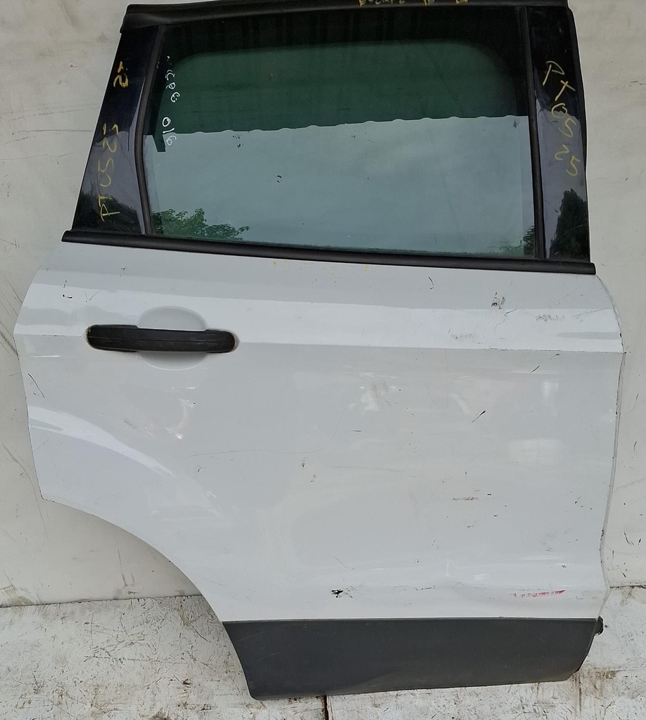 PUERTA TRASERA ESCAPE 2016 TR 