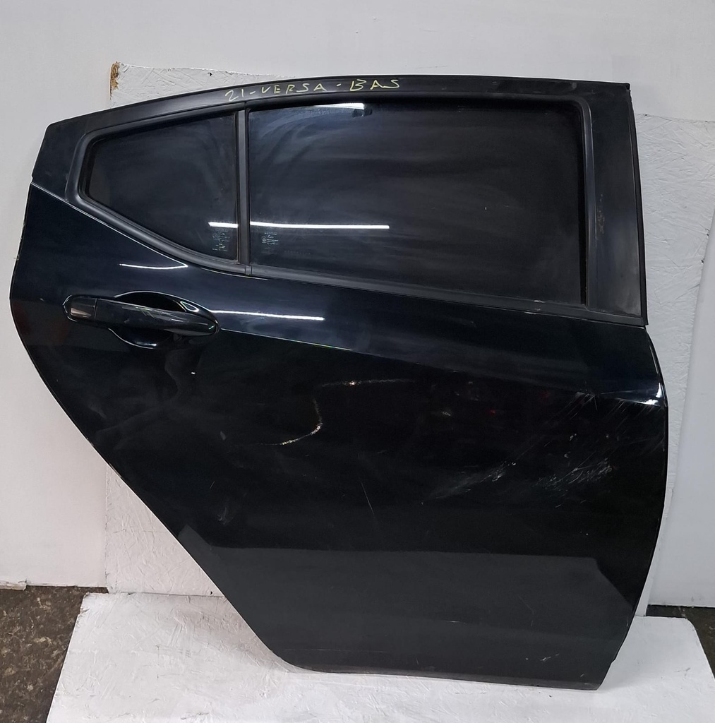 PUERTA TRASERA VERSA 2021 TR 