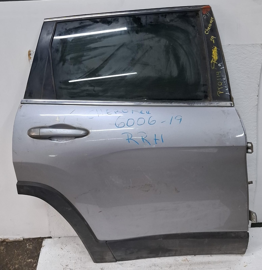 PUERTA TRASERA CHEROKEE 19 TR 