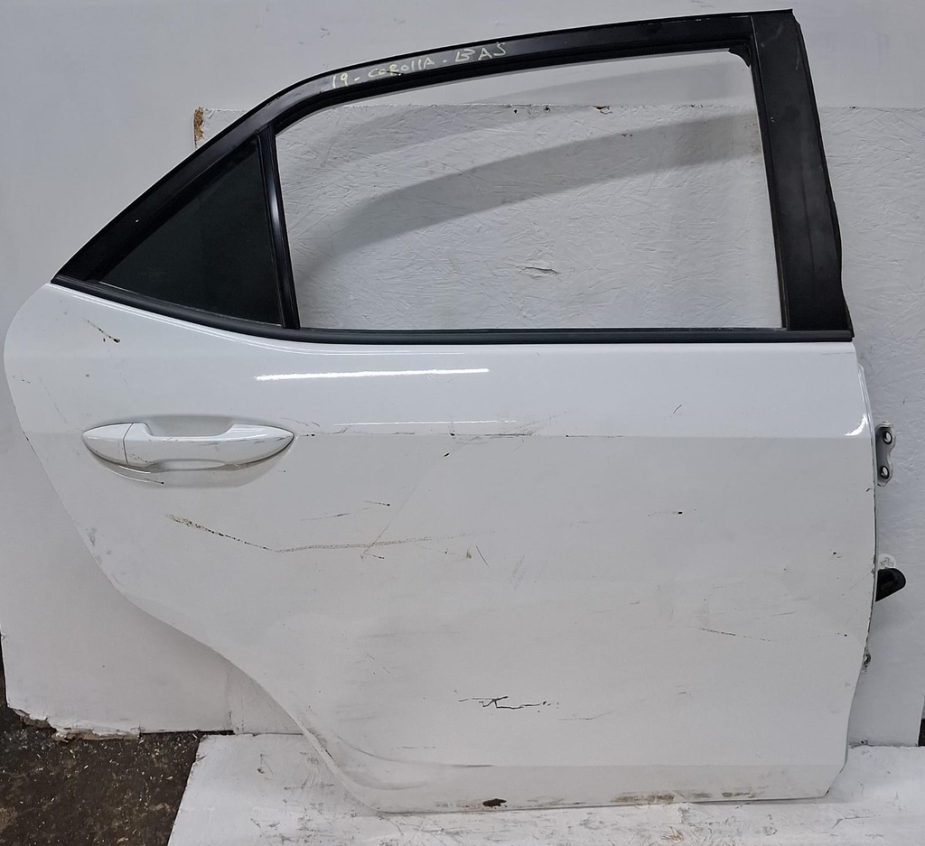PUERTA TRASERA COROLLA 14-19 TR 