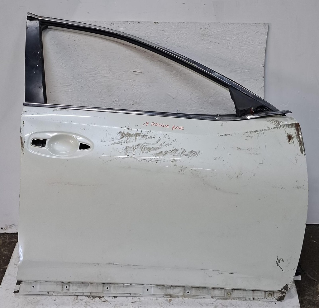 PUERTA DELANTERA ROGUE 2017 RH 