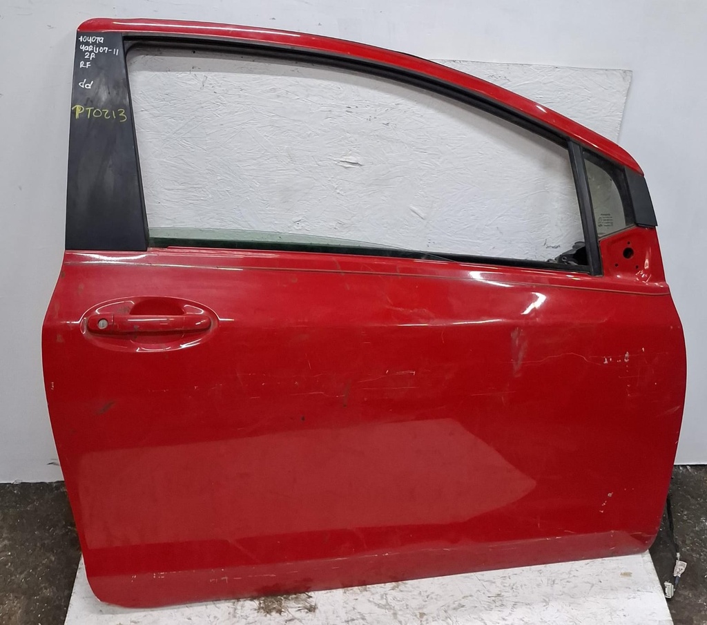 PUERTA DELANTERA YARIS 07-11 RH