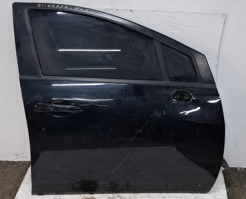 PUERTA DELANTERA VERSA 2021 RH 