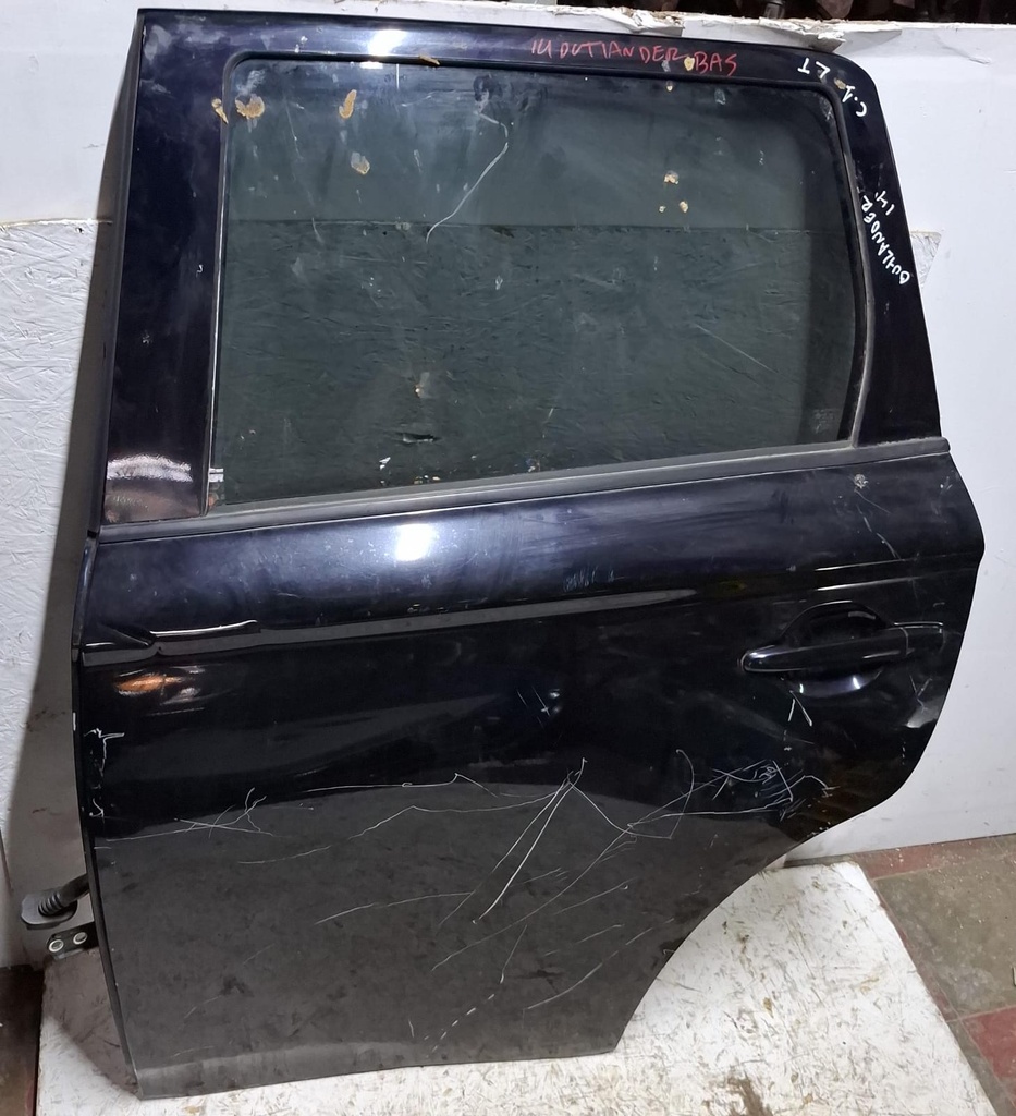 PUERTA TRASERA OUTLANDER 2014 TH 