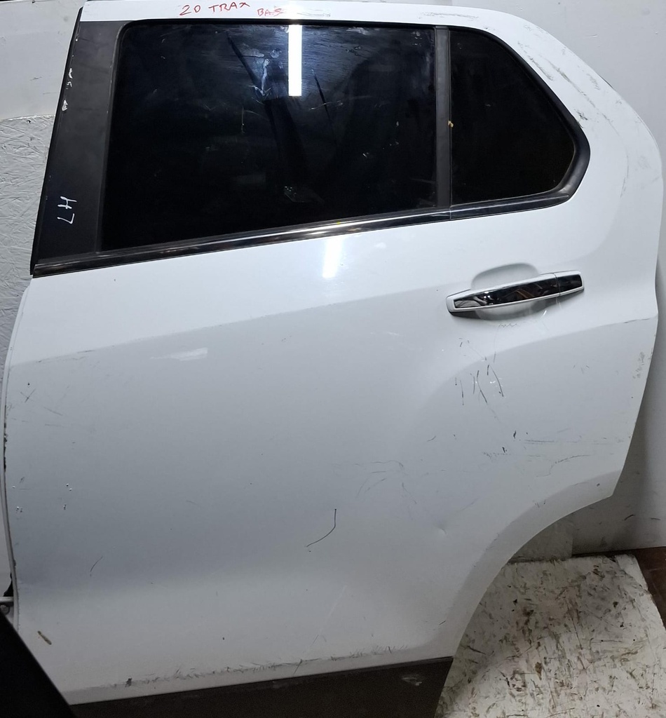 PUERTA TRASERA TRAX 2020 TH 