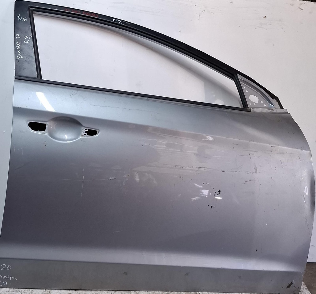 PUERTA DELANTERA ELANTRA 17-20 RH 