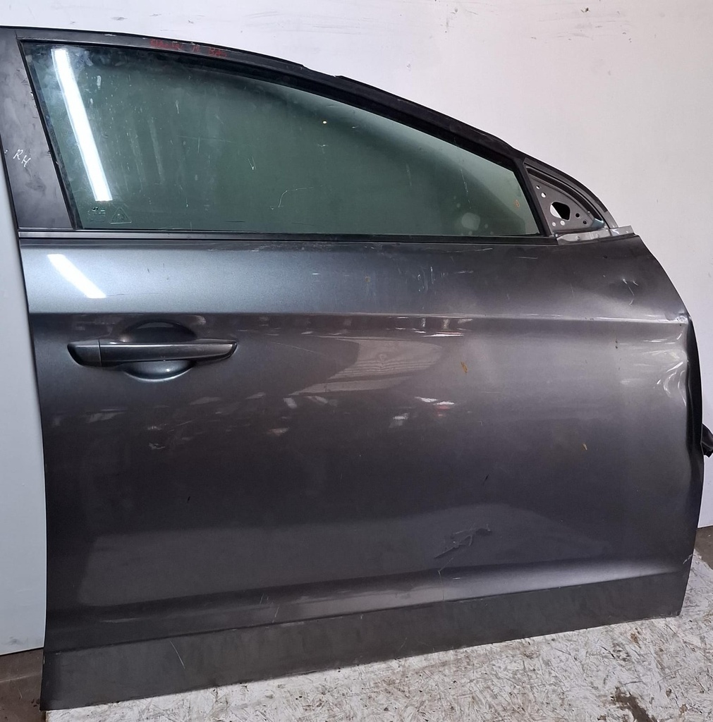 PUERTA DELANTERA ELANTRA 17-20 RH 