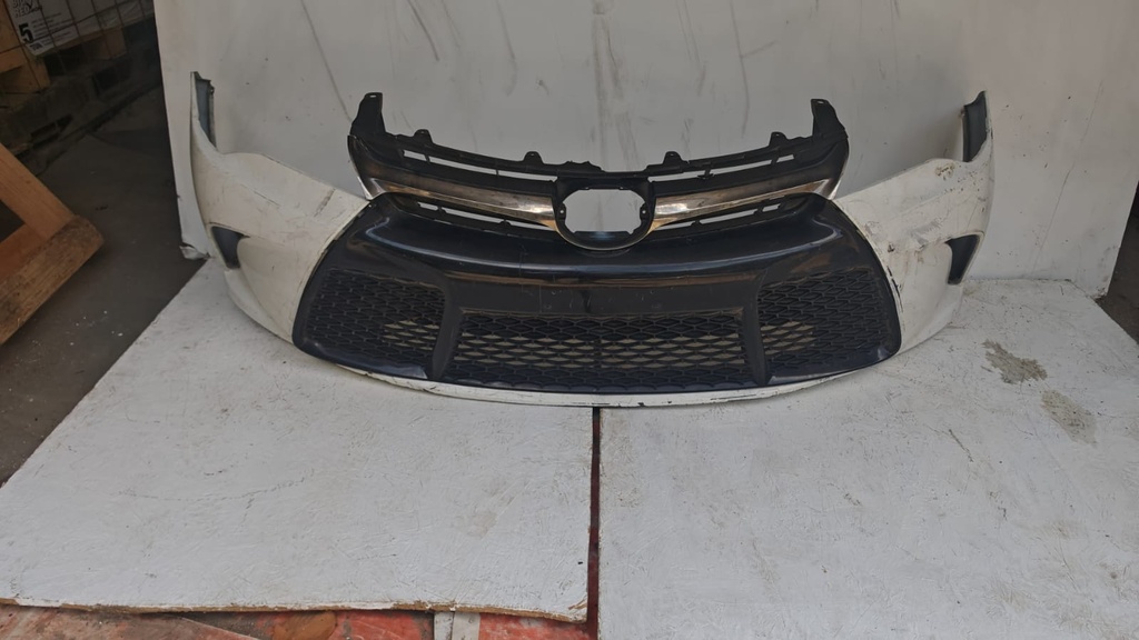BUMPER DELANTERO TOYOTA CAMRRY 17-20