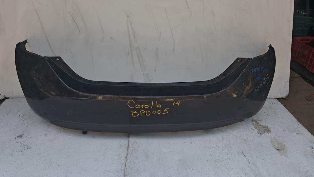 BUMPER TRASERO COROLLA 2014 