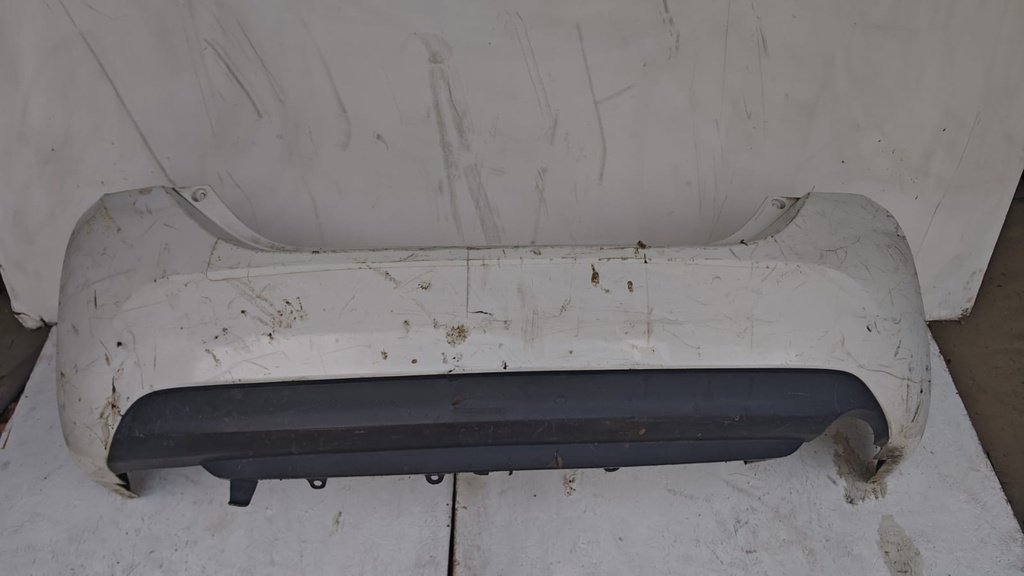 BUMPER TRASERO COROLLA 14-19 