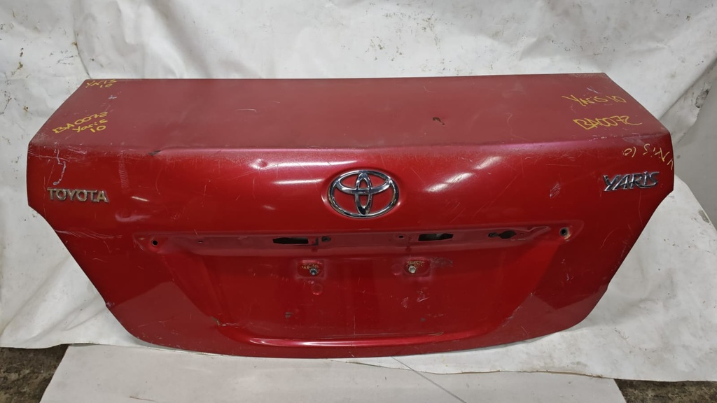 BAUL YARIS 2010 SEDAN 