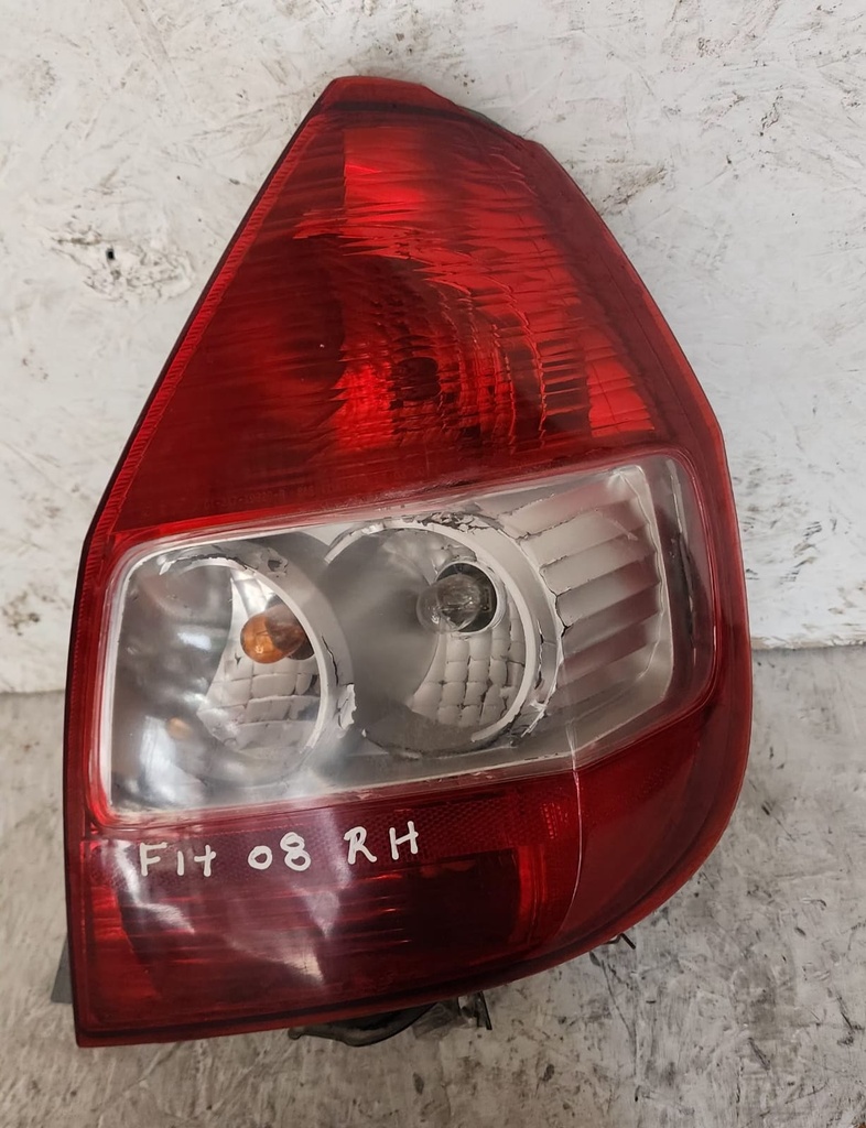 STOP DE FALDON RH HONDA FIT 2008 
