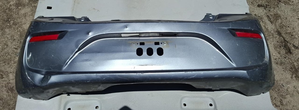 BUMPER TRASERO MIRAGE 2017 HB 