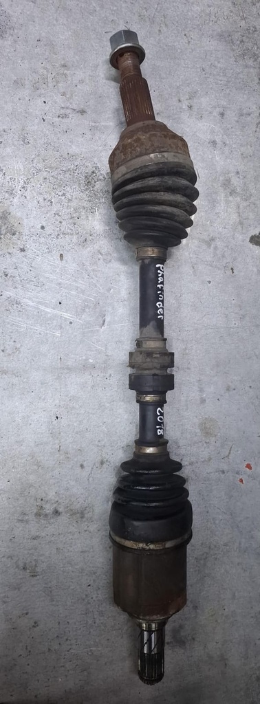 FLECHA LH NISSAN PATHFINDER 2018