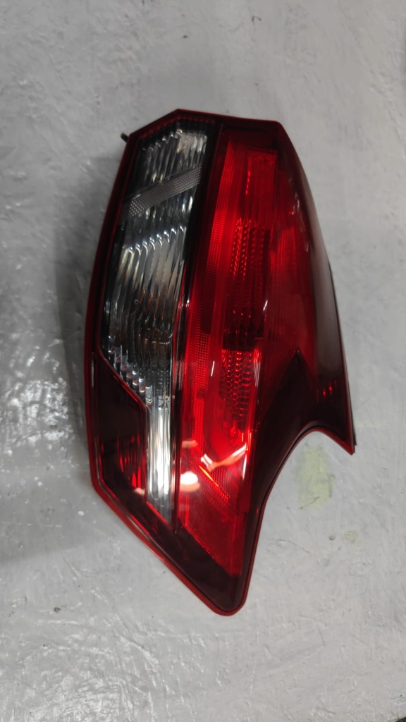 STOP NISSAN KICKS RH 2020