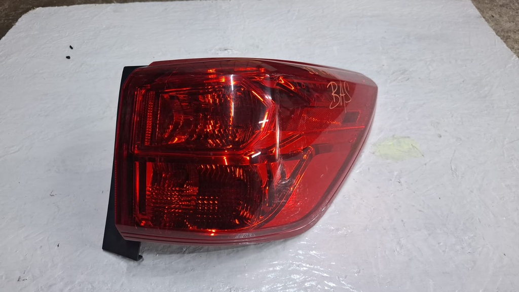 STOP NISSAN PATHFINDER RH 2018 