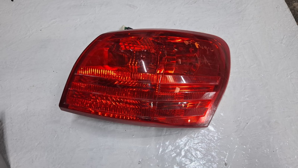 STOP NISSAN ROGUE 2010 RH 
