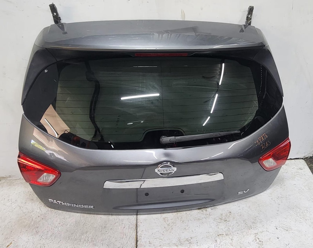 COMPUERTA NISSAN PATHFINDER 2018