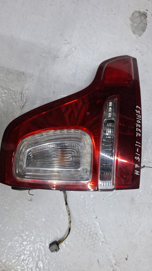 STOP LH FORD EXPLORER 2011