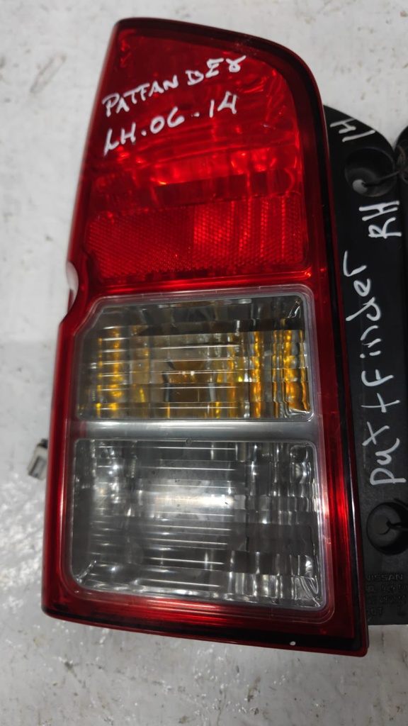 STOP LH NISSAN PATHFINDER 06-08
