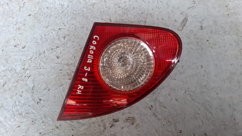STOP DE BAUL RH TOYOTA COROLLA 03-08