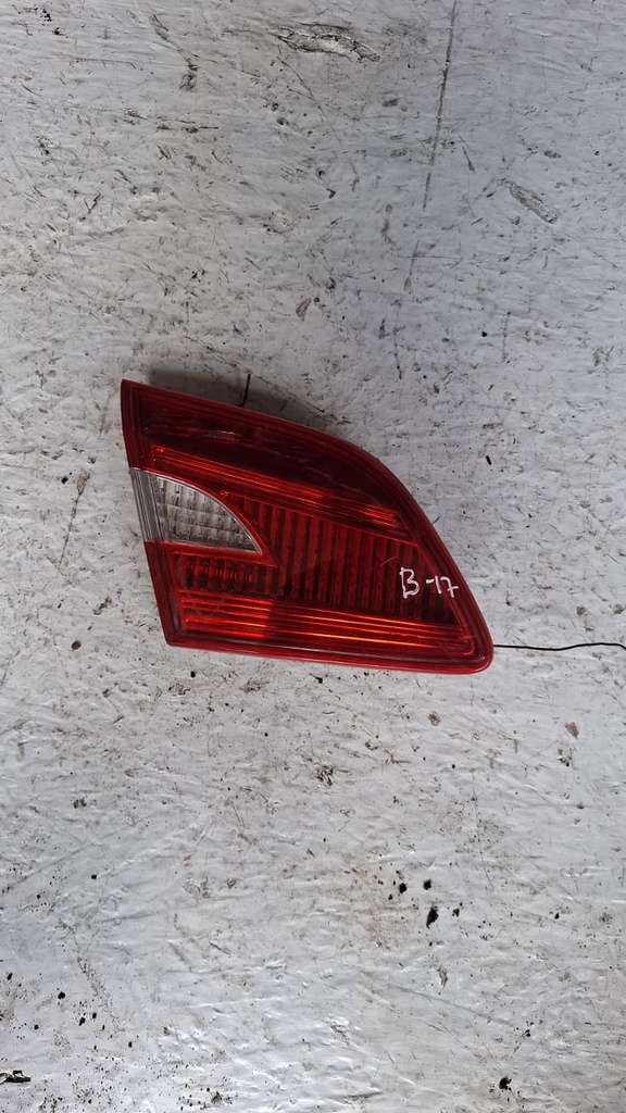 STOP DE BAUL SENTRA 14-19 LH 