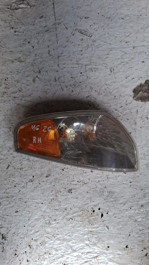VIA MAZDA 626 RH 2002
