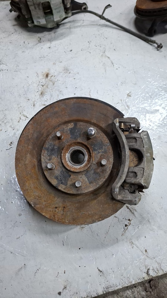 MUÑON RH NISSAN SENTRA 13-19