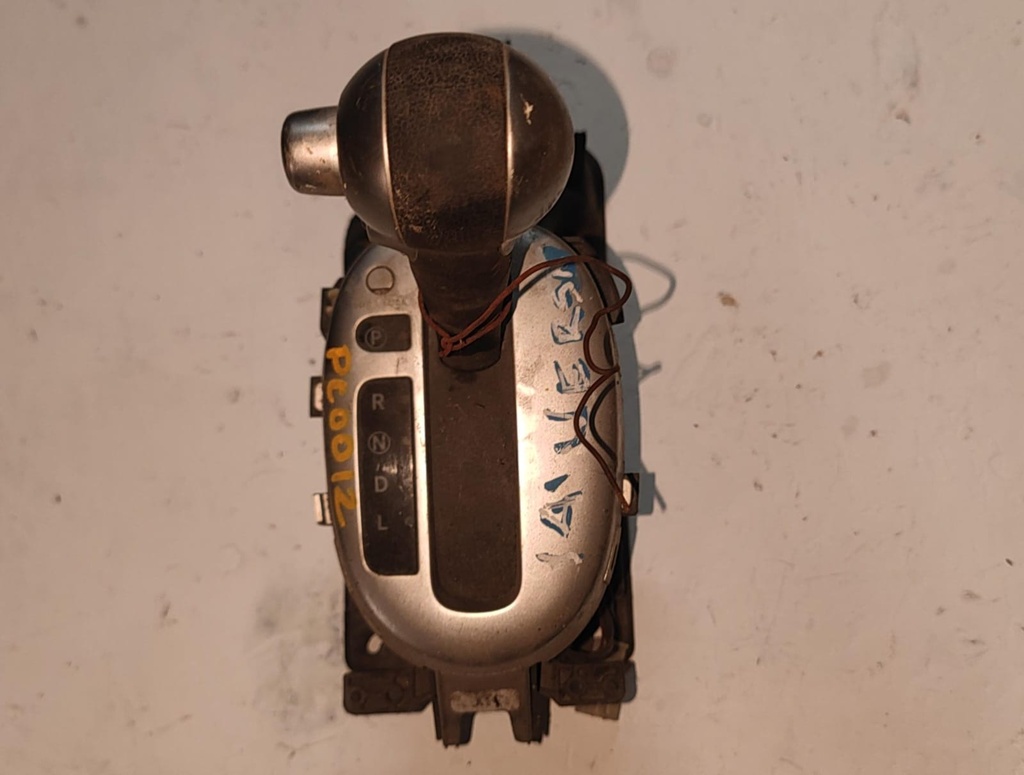 PALANCA DE CAMBIO NISSAN VERSA 14-19