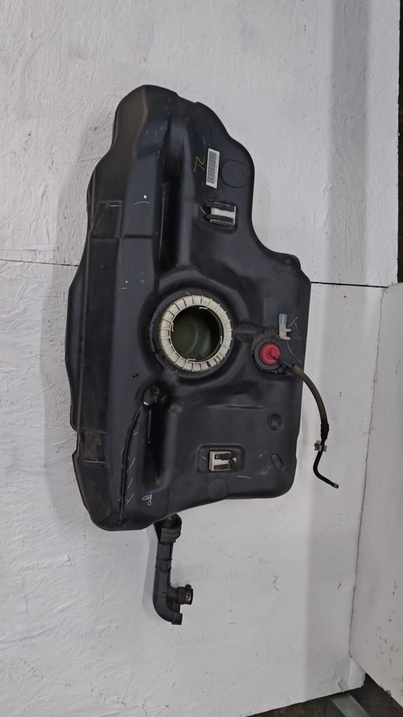TANQUE DE GASOLINA TOYOTA COROLLA 14-19 